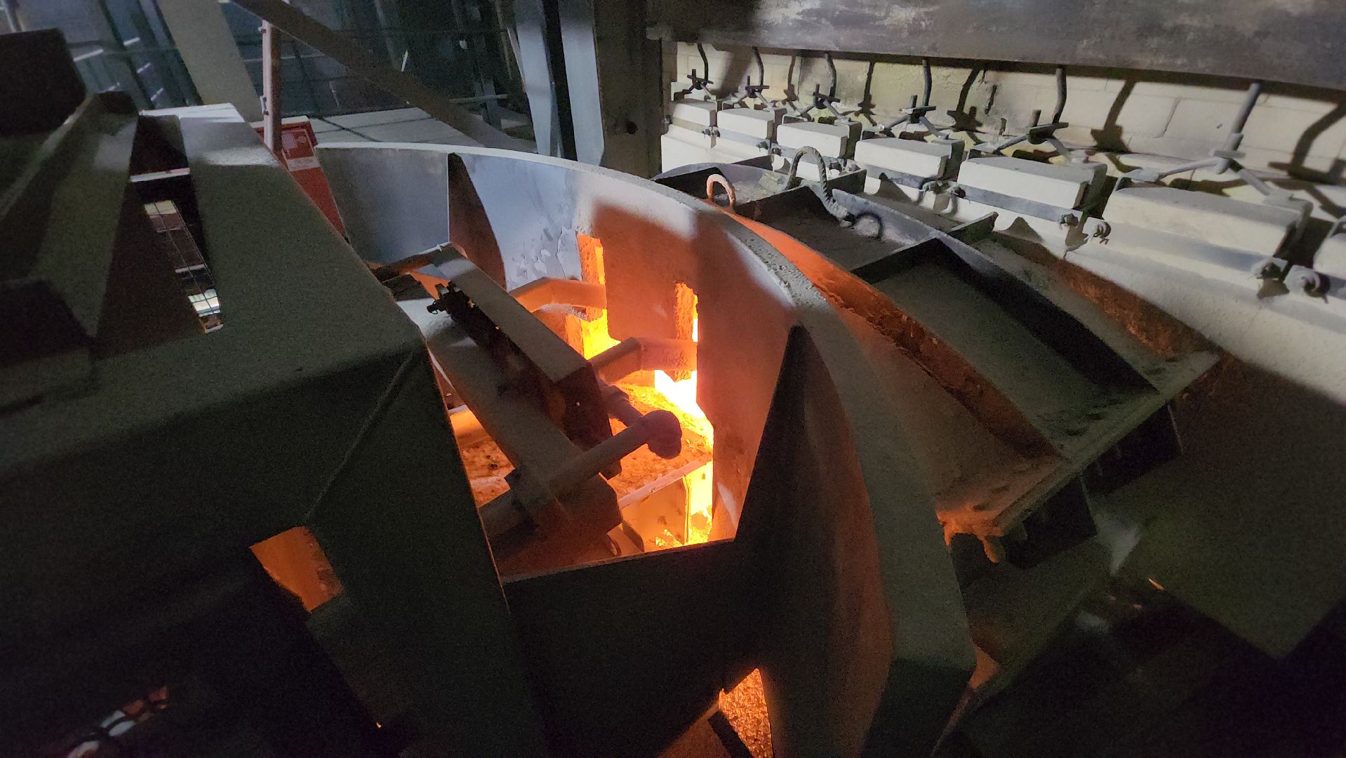 серпухов, северное шоссе, Завод ТЕХНО, стекловаренная печь, экономика,