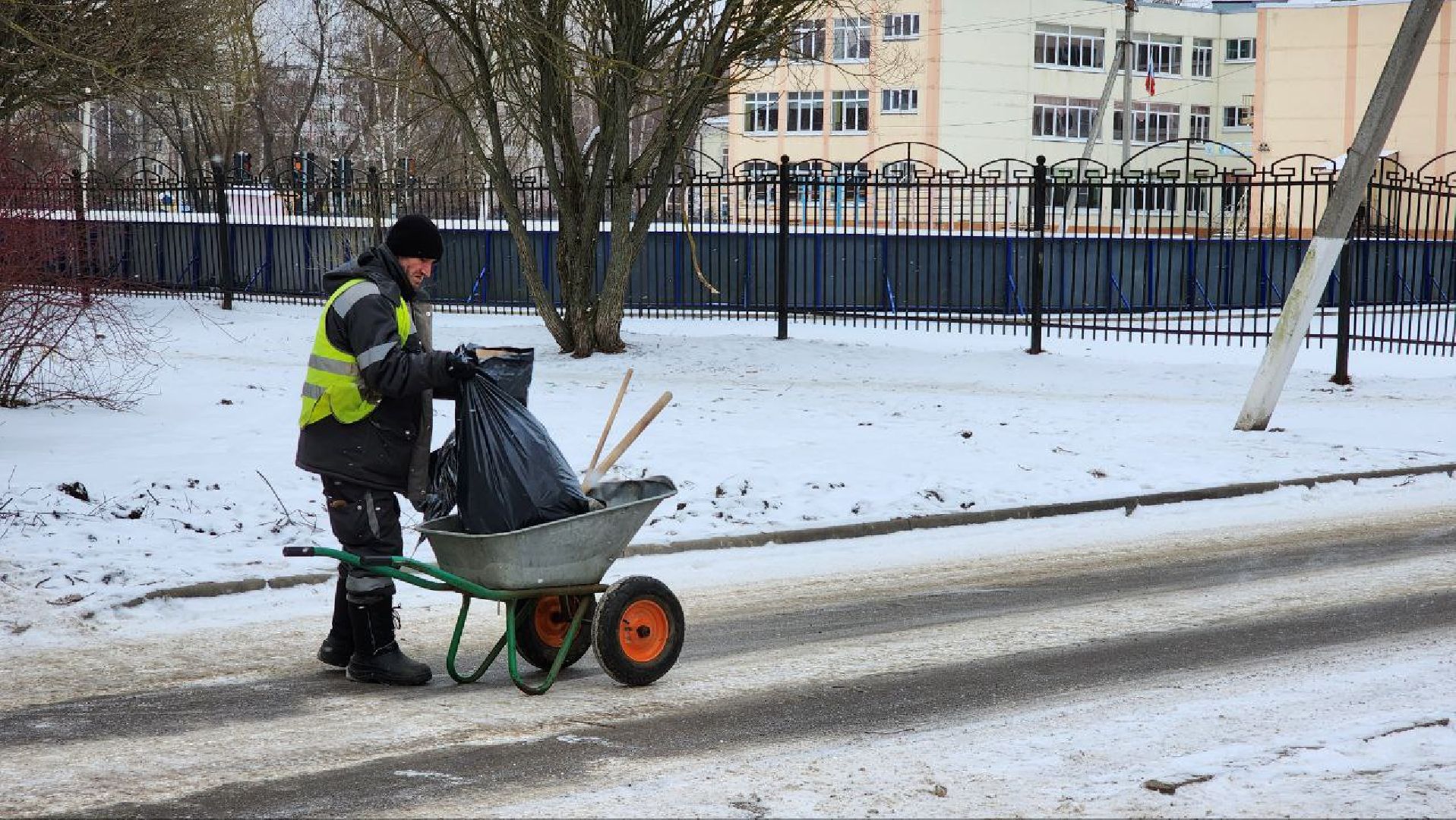 Дмитров, Аллея Славы, Минблаго, вертикалки,
