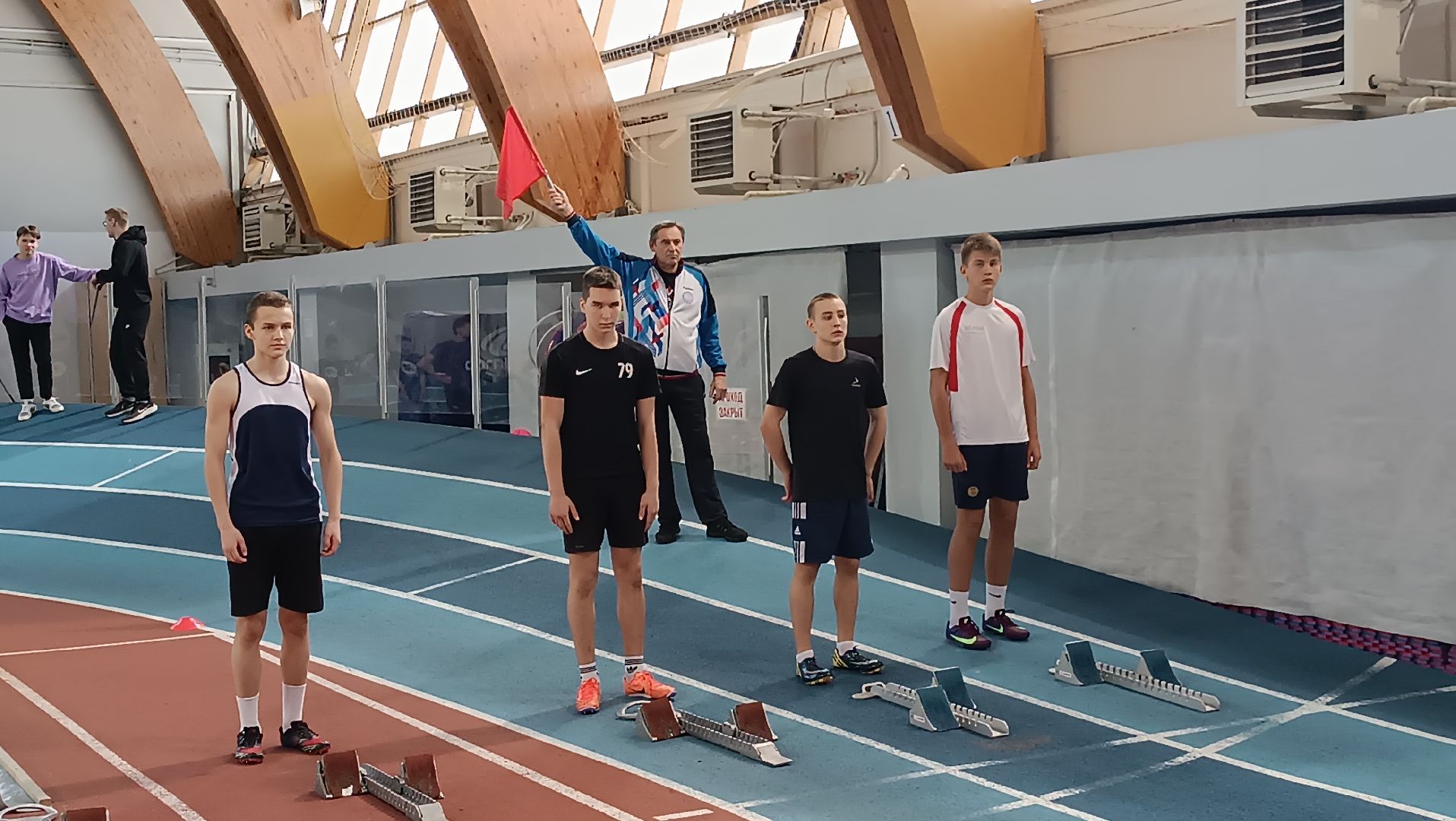 легкая атлетика, соревнование, победитель, спортсмен,