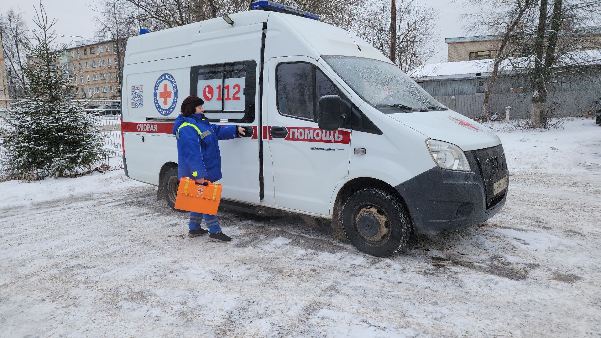 скорая медицинская помощь, фельдшер, медицина, вертикалки,
