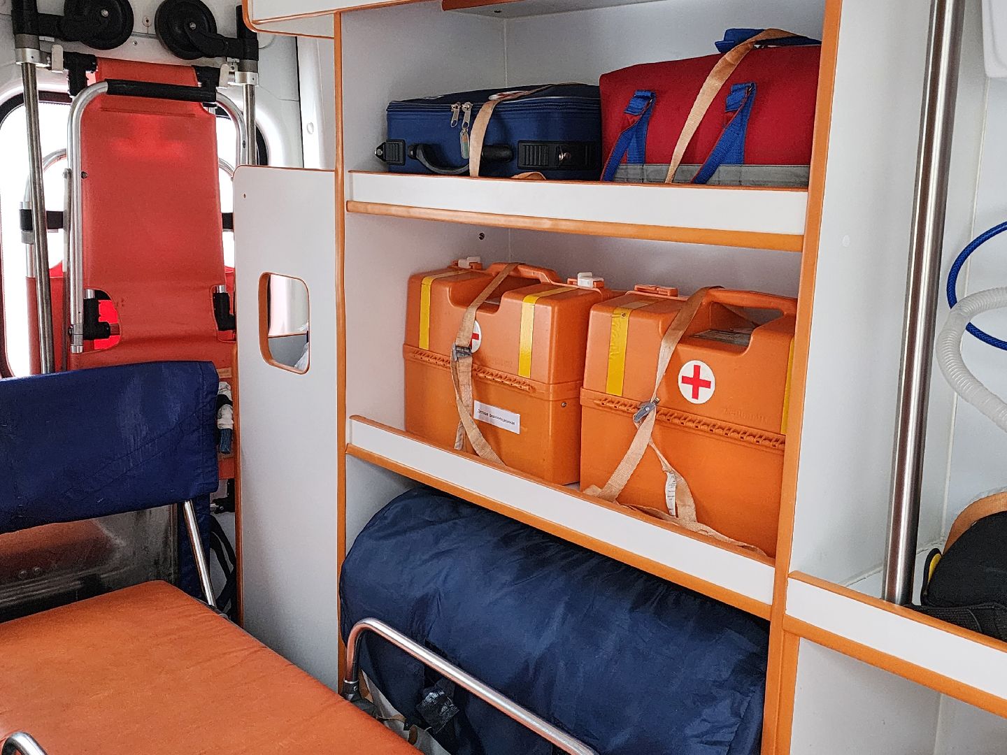 скорая медицинская помощь, фельдшер, медицина, вертикалки,