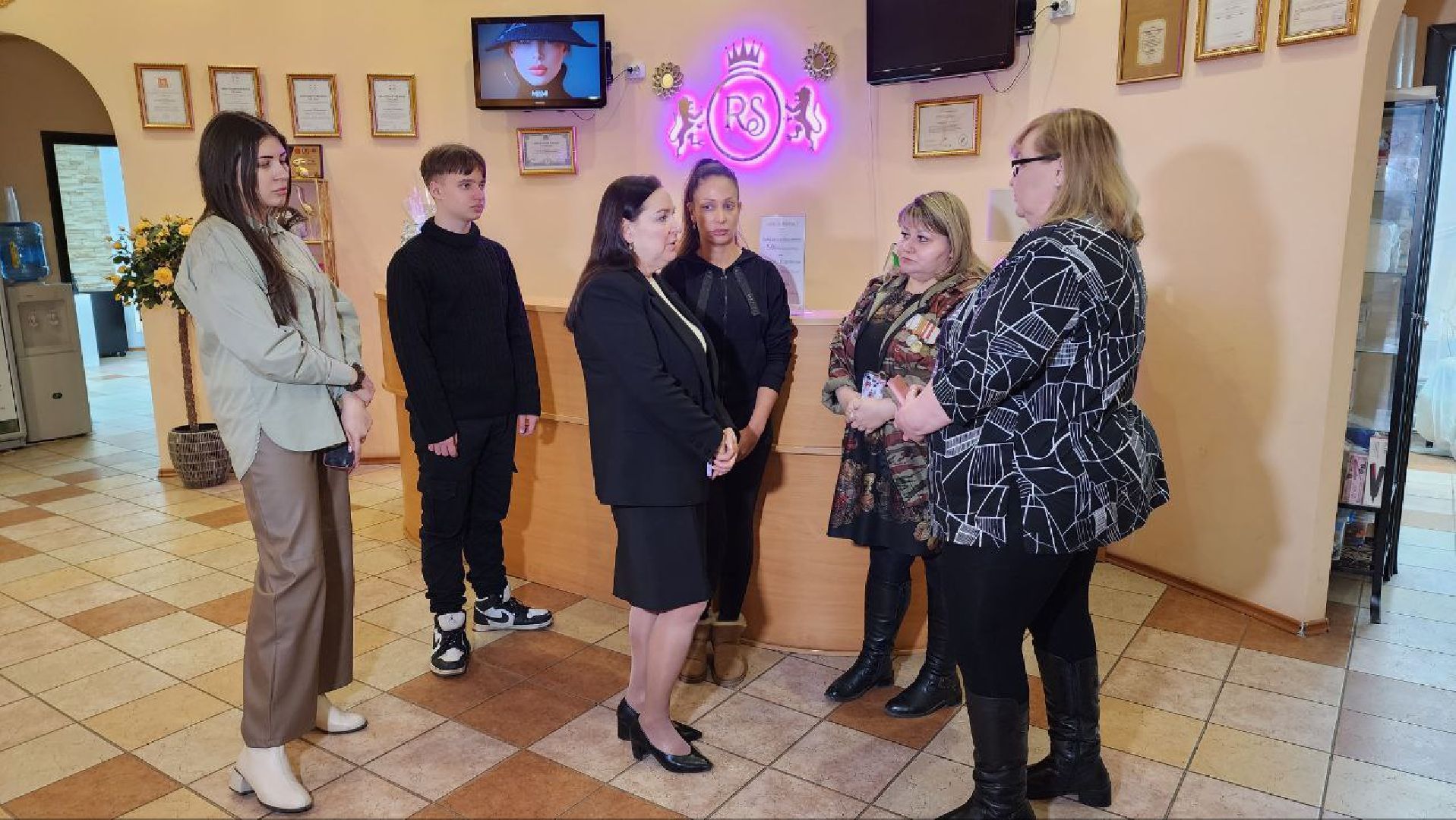 Дмитров, СВО, Женщины героев, вертикалки