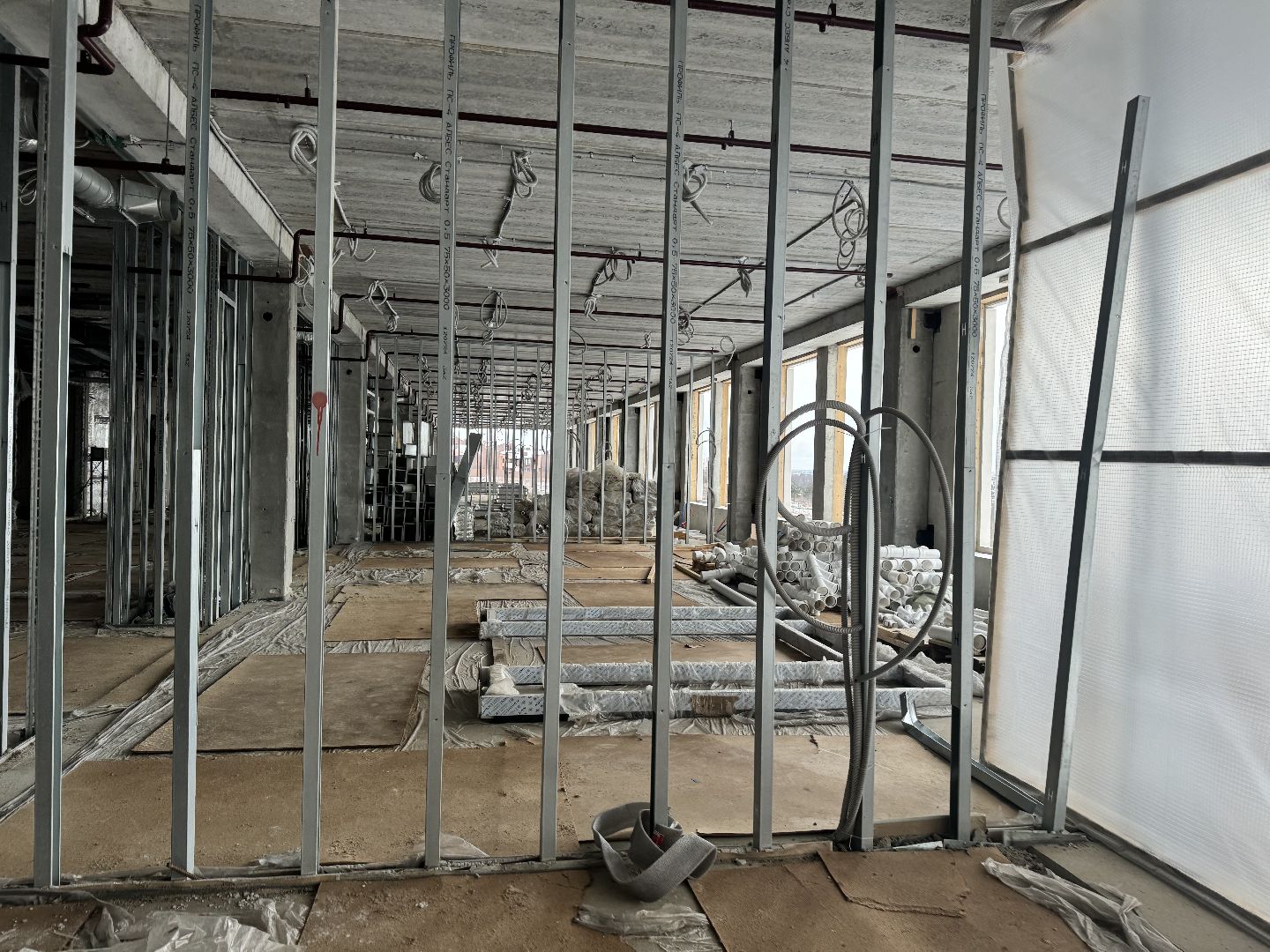 Строительство школы, Брусника, ЖК первый квартал, ленинский городской округ, вертикалки,