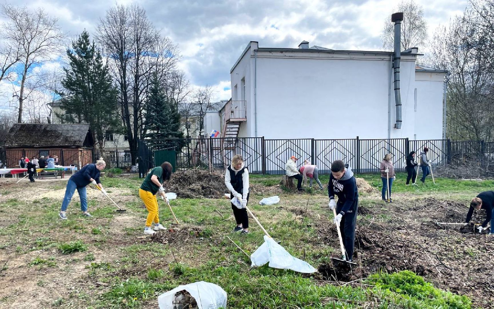 Сергиев Посад, Сергиево-Посадский городской округ, Субботник, Всероссийский субботник, Комфортная среда, Благоустройство, Волонтеры, Национальный проект