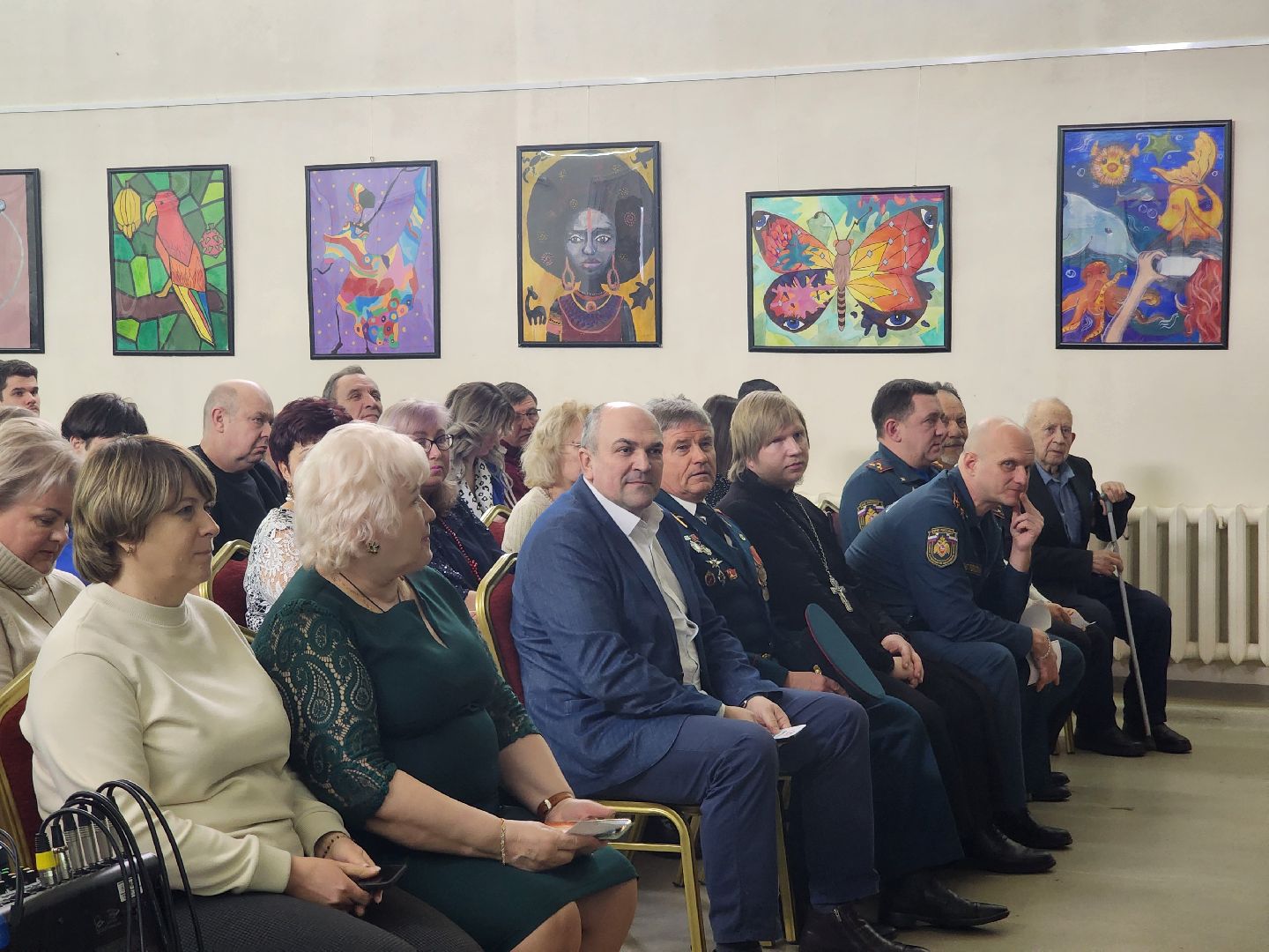 вертикалки, День защитника Отечества, выставка юных художников, Зарайск,