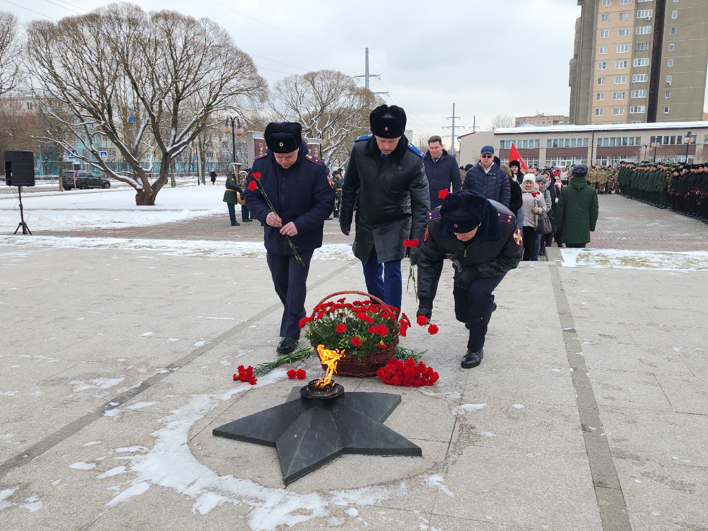 серпухов, подмосковье, возложение цветов, день защитника отечества,