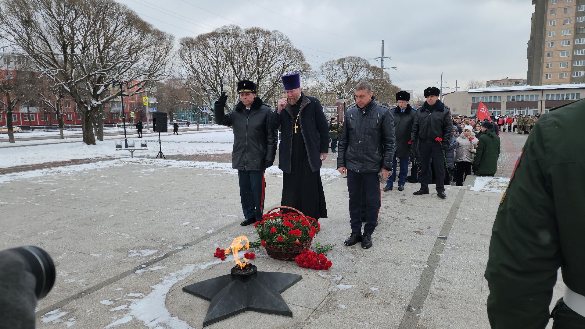 серпухов, подмосковье, возложение цветов, день защитника отечества,