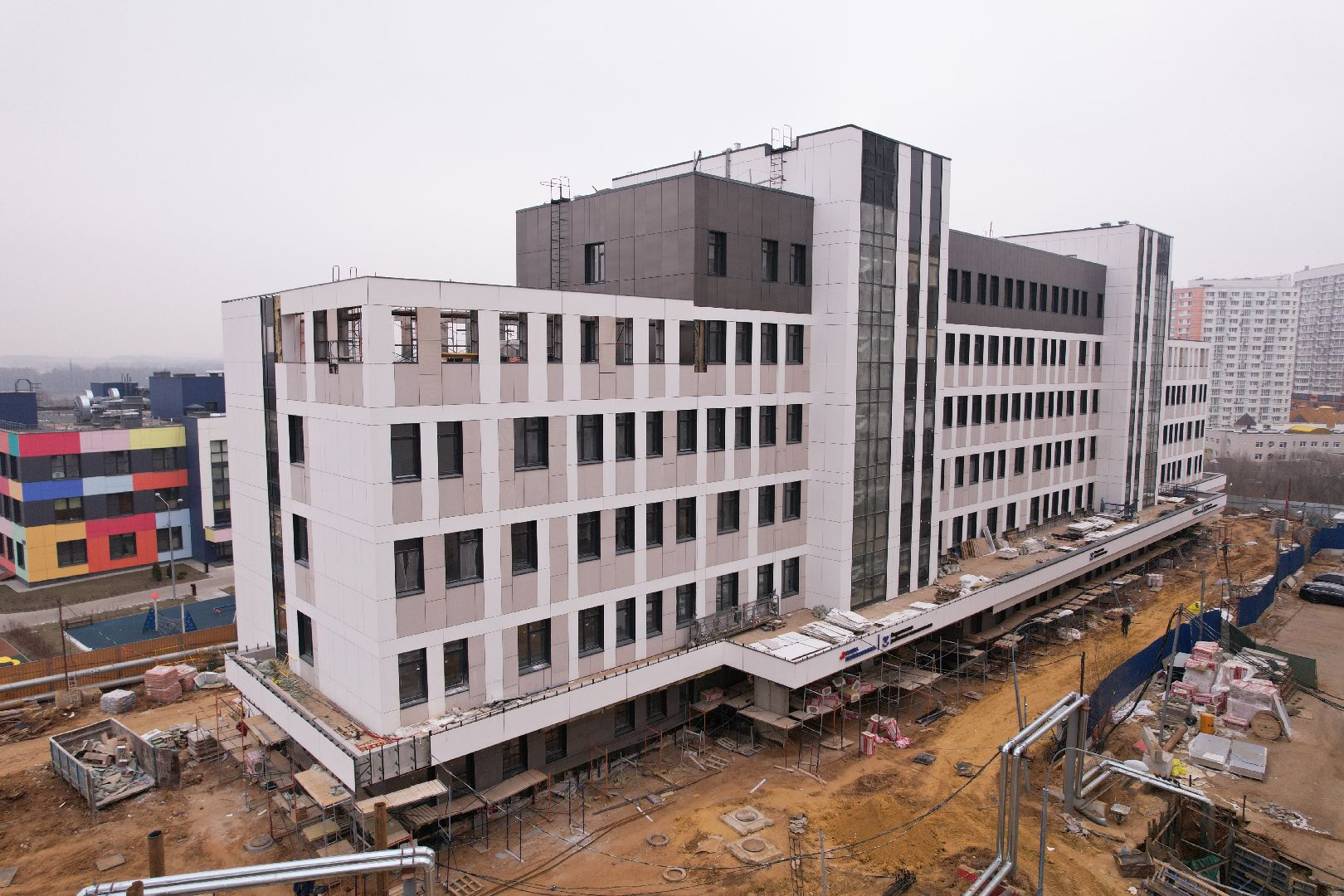 видео с коптера, видное, поликлиника, строительство,