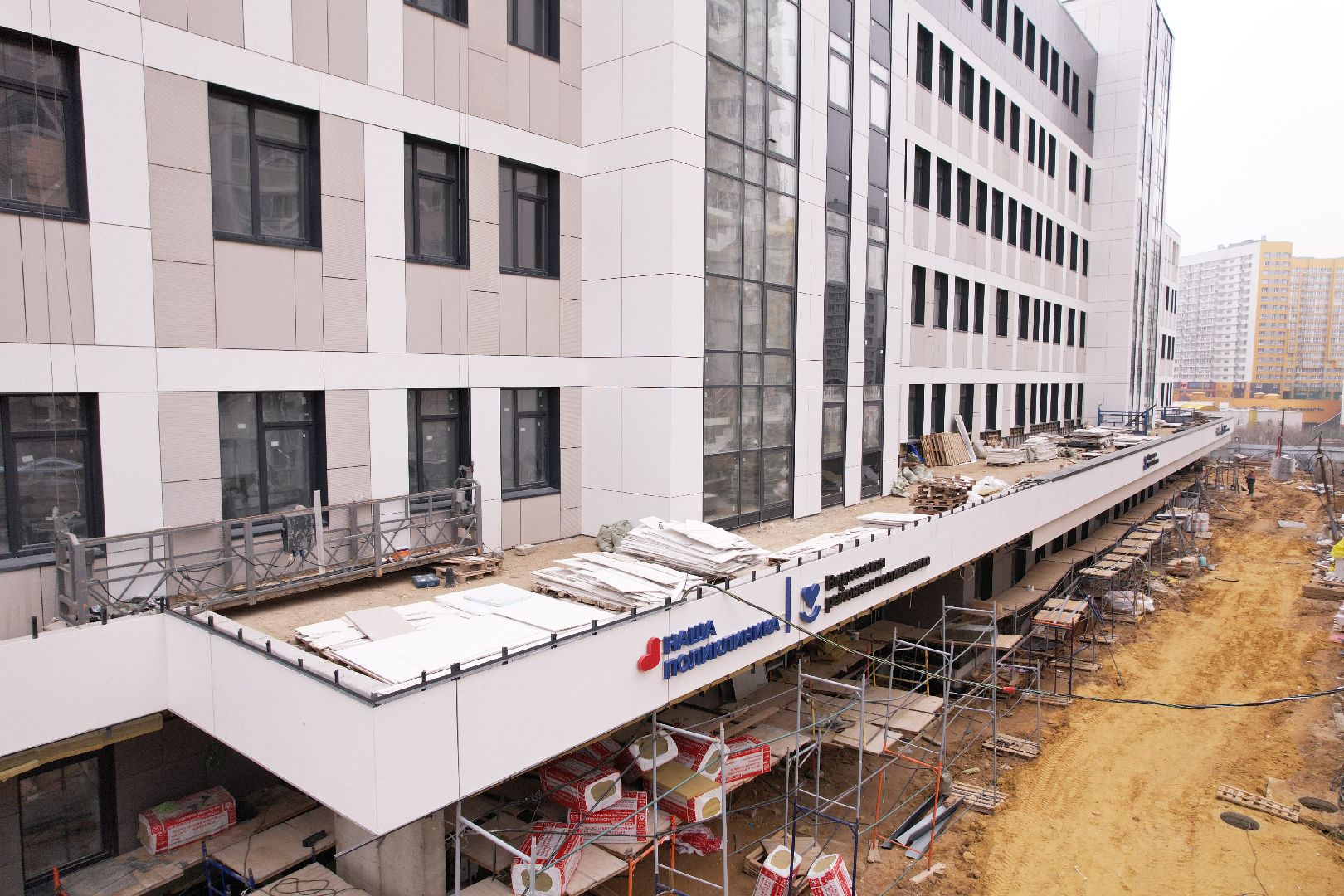 видео с коптера, видное, поликлиника, строительство,