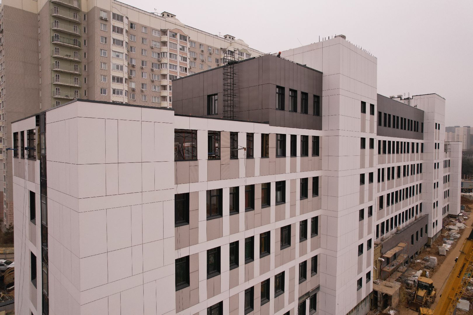 видео с коптера, видное, поликлиника, строительство,