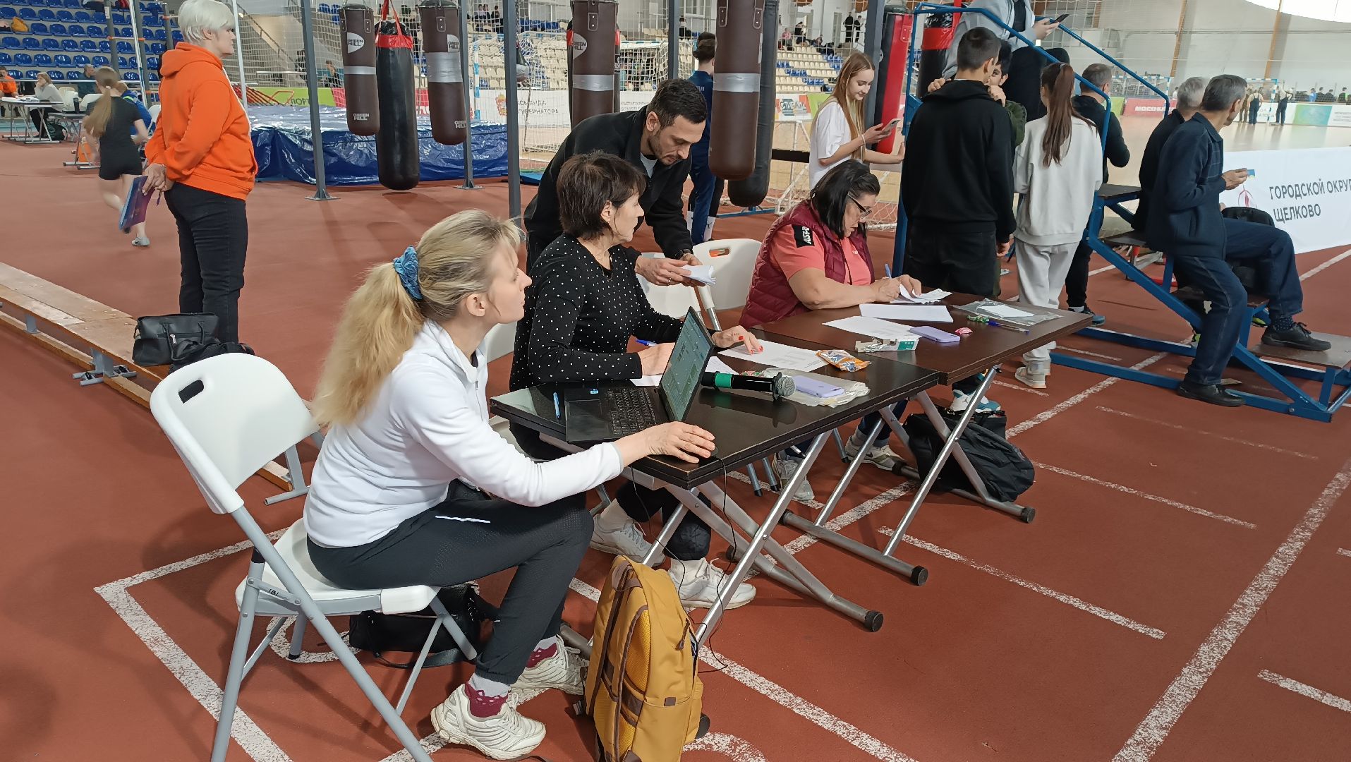 легкая атлетика, соревнование, победители, бег,