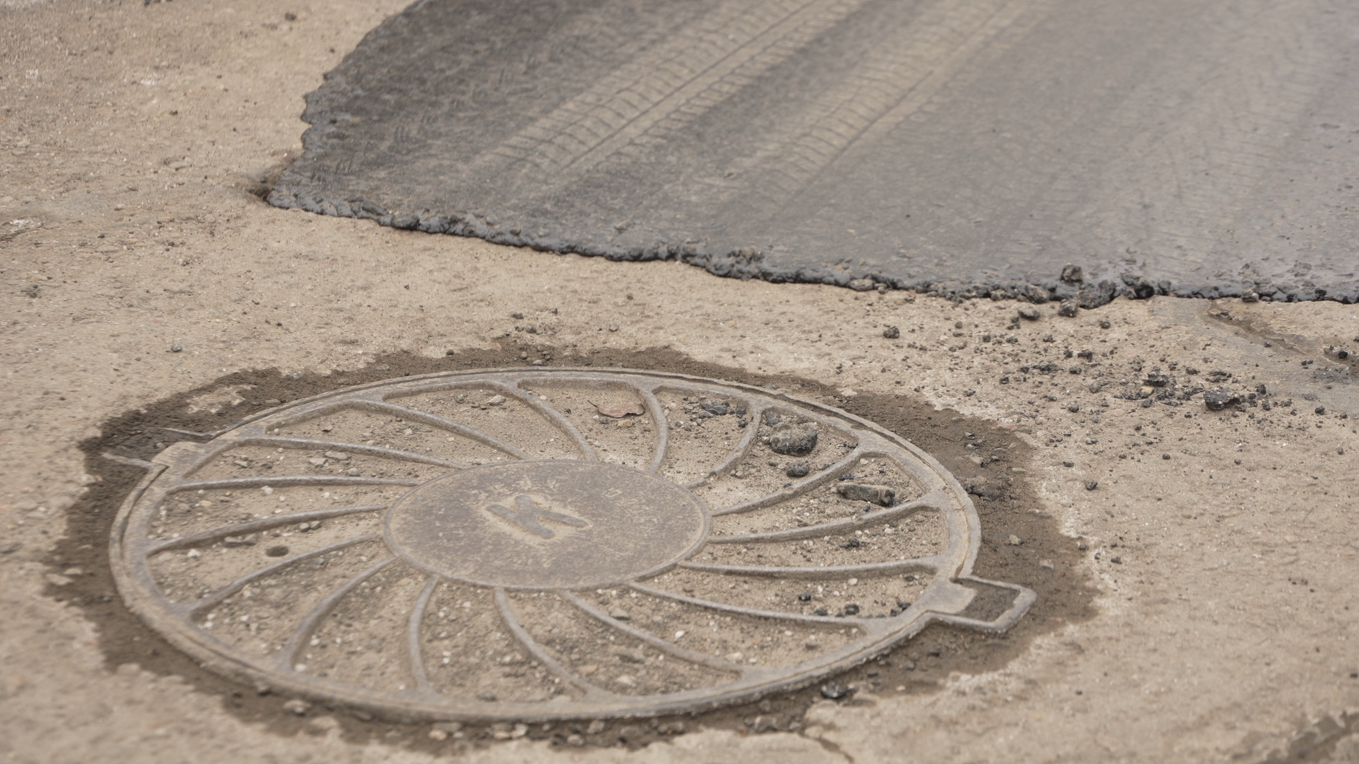 ямочный ремонт, вертикалки, ремонт дорог Власиха, ямы на дорогах, Власиха ямы на дороге,