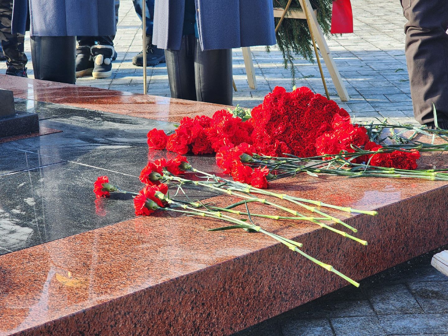 возложение цветов, мытищи, память, герои,