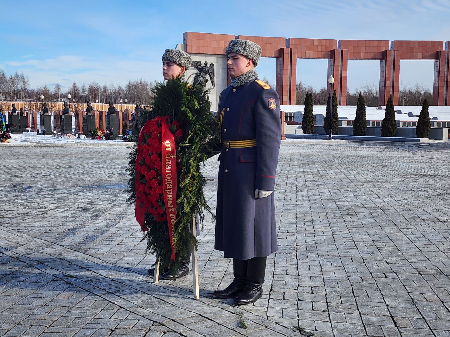 возложение цветов, мытищи, память, герои,