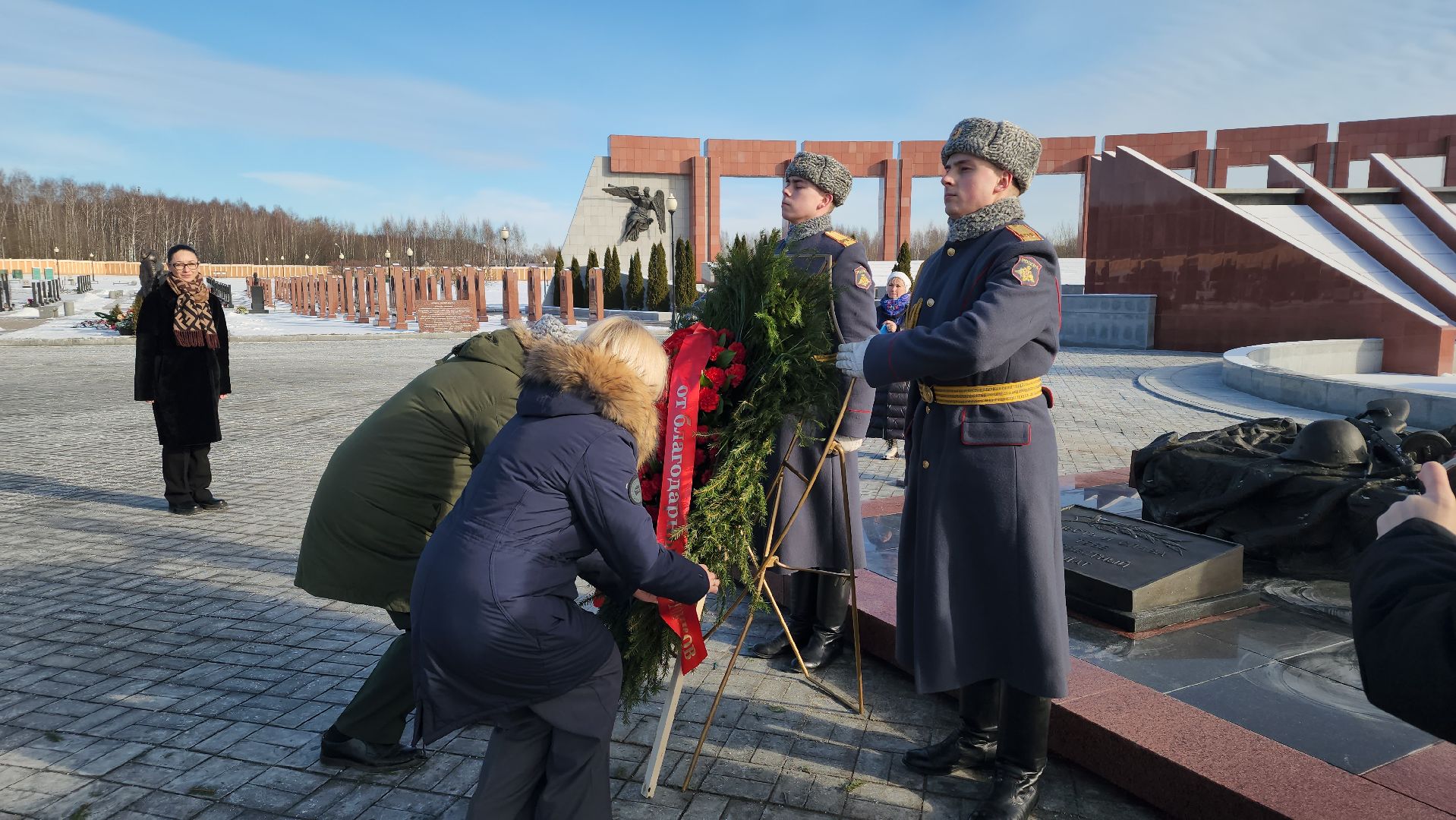 возложение цветов, мытищи, память, герои,