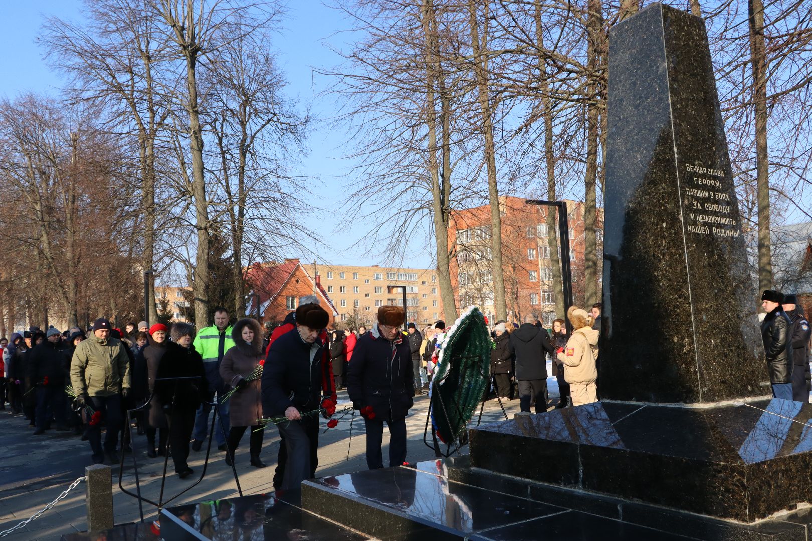 день защитника отечества, серебряные пруды, возложение, братская могила,