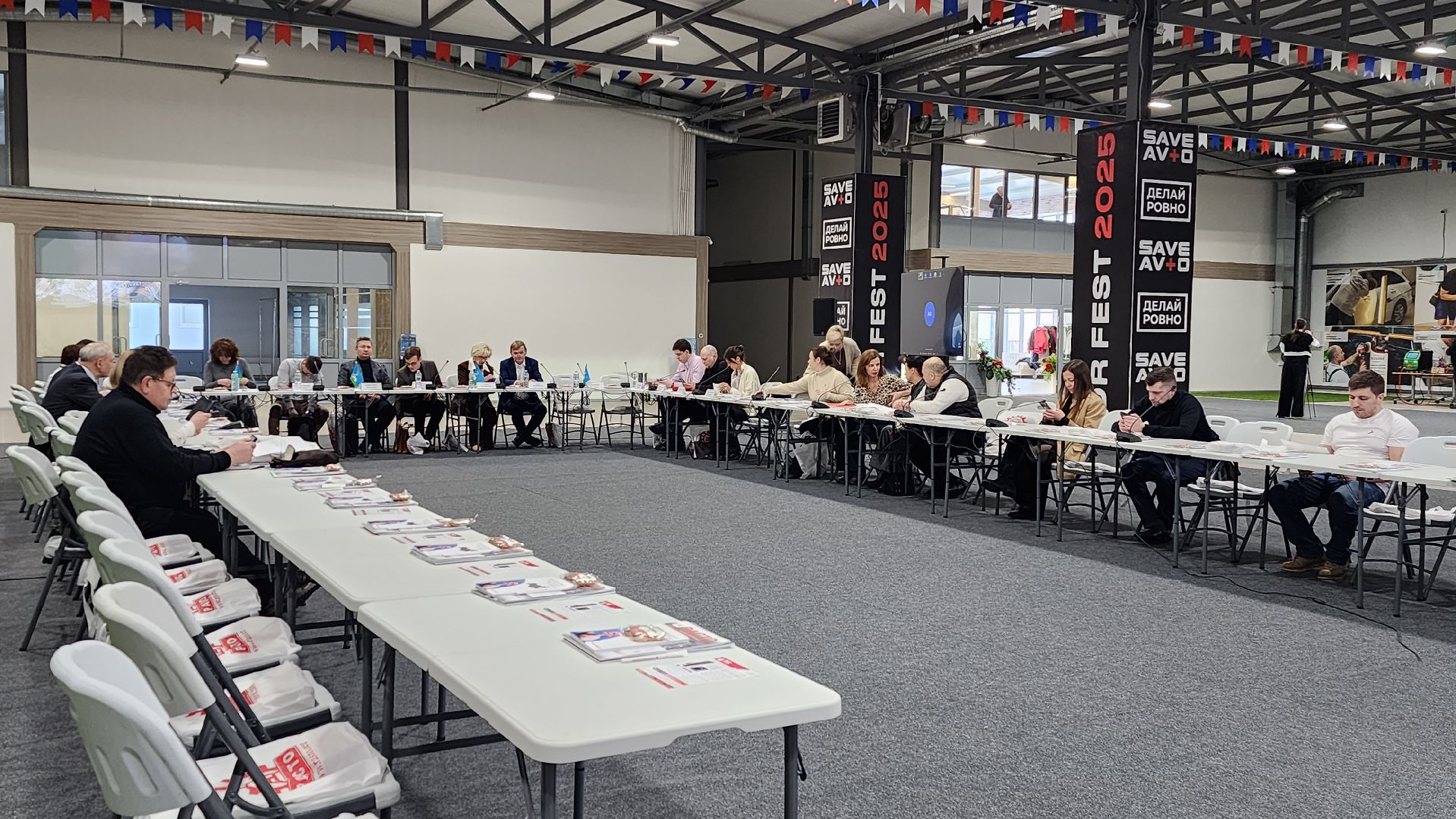 одинцово, круглый стол, электрозарядные станции, вертикалки,