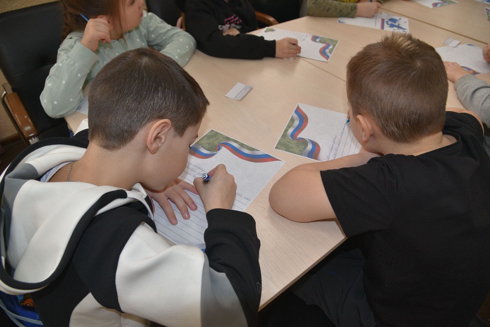 лотошино, лотошинский цдк, день защитника отечества, мастер-класс для детей, письмо солдату,