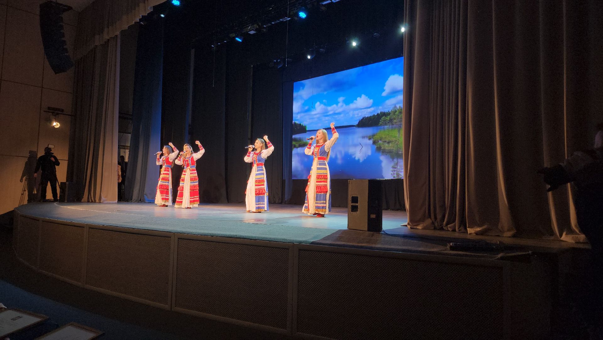 праздничный концерт, балашиха, дом культуры, день защитника отечества,