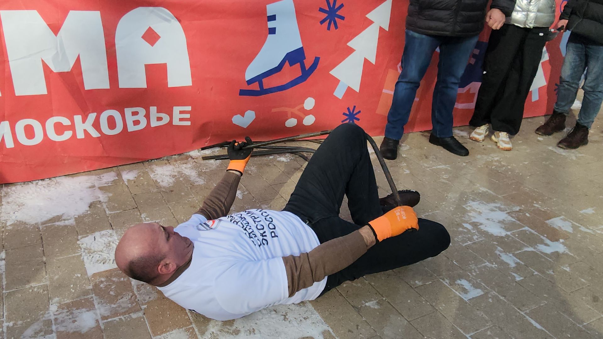 люберцы, мировой рекорд, центральный парк культуры и отдыха, сергей агаджанян, русский халк, международный союз силового экстрима,