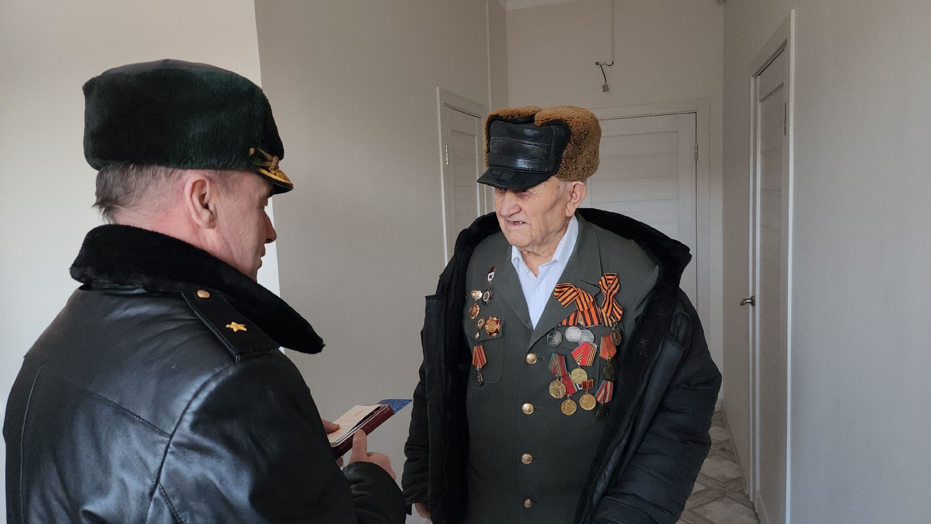 серпухов, улица школьная, ветеран вов, 23 февраля, юбилейная медаль,