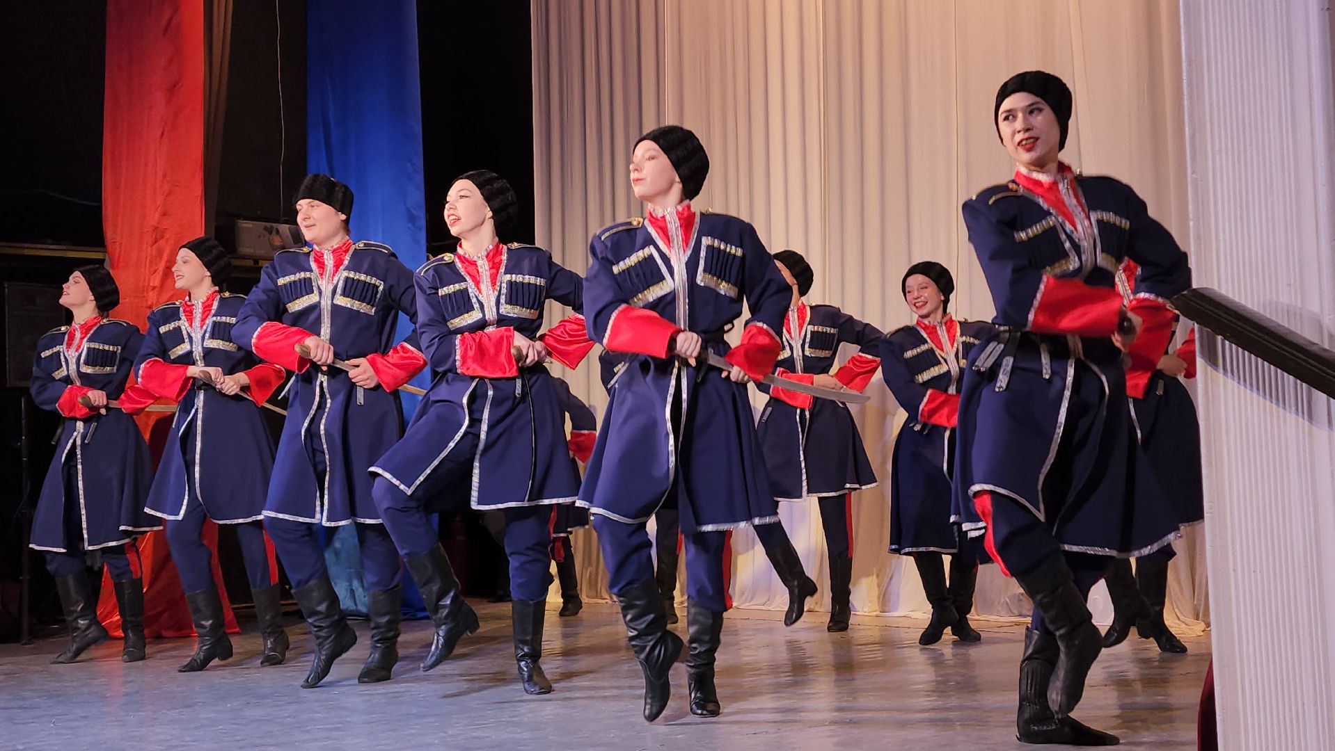 пушкино, дом культуры, день защитника отечества, концерт, участник сво,