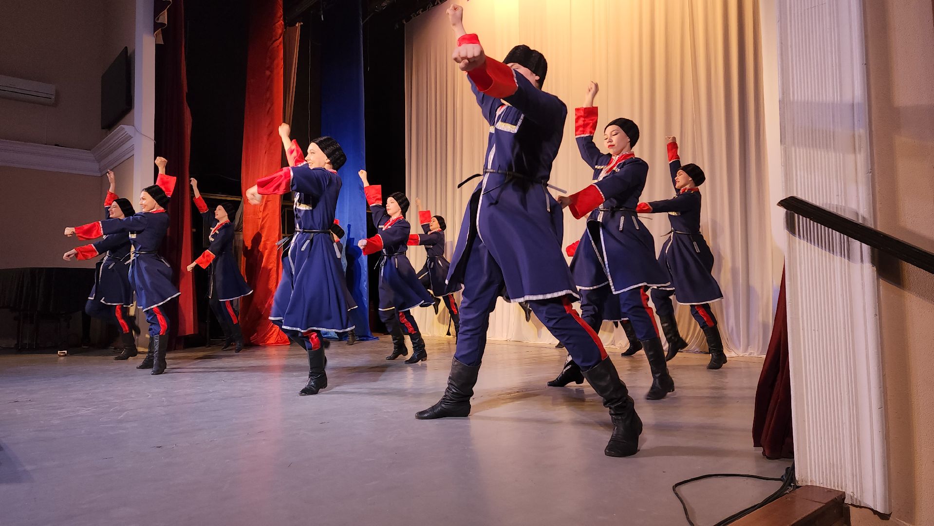 пушкино, дом культуры, день защитника отечества, концерт, участник сво,