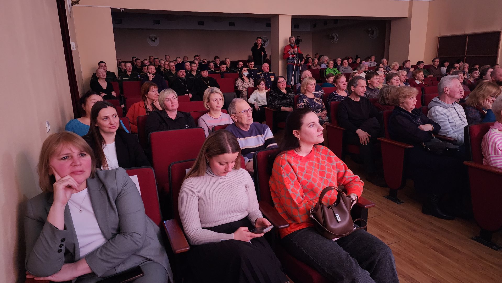 пушкино, дом культуры, день защитника отечества, концерт, участник сво,