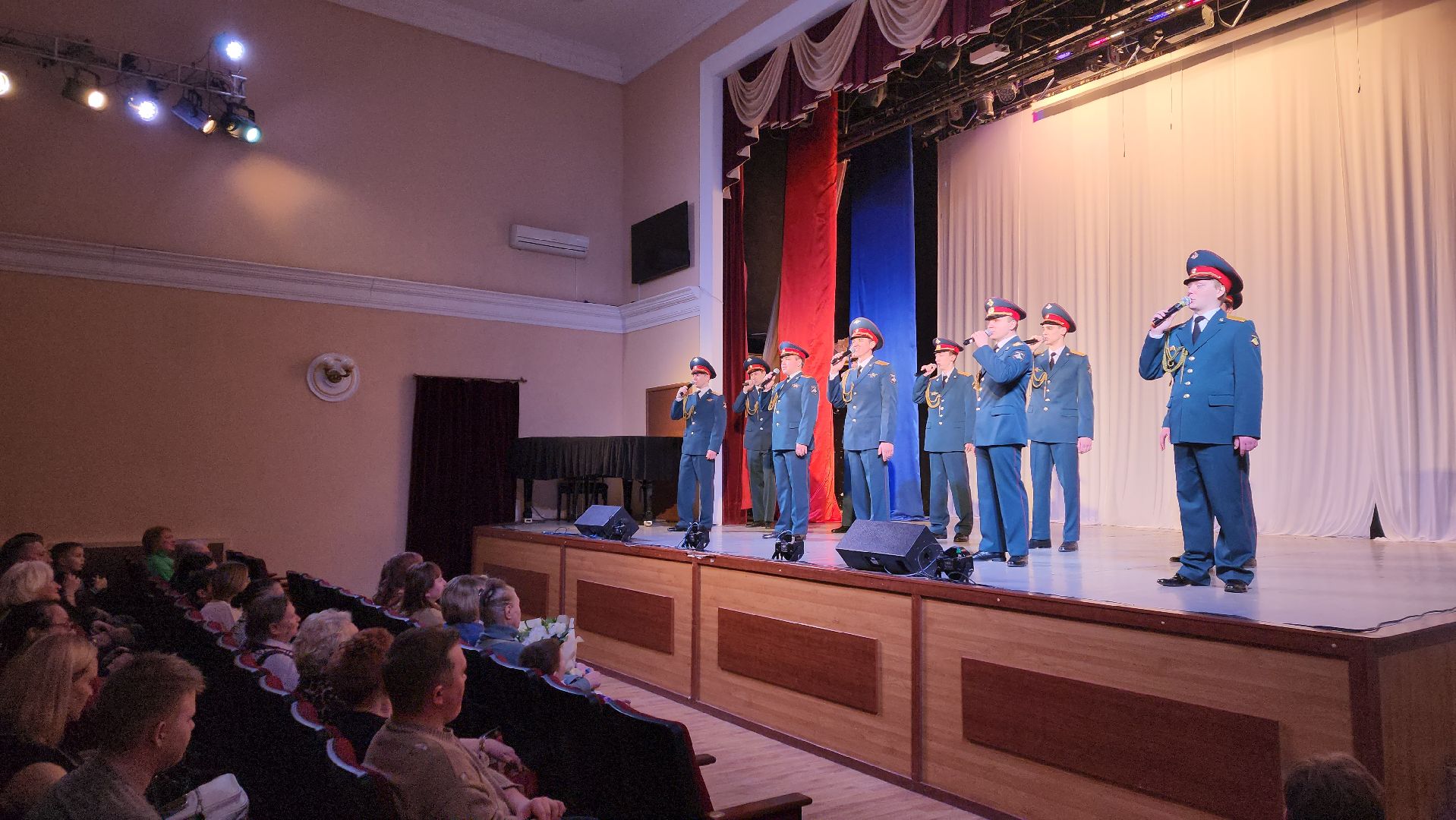 пушкино, дом культуры, день защитника отечества, концерт, участник сво,