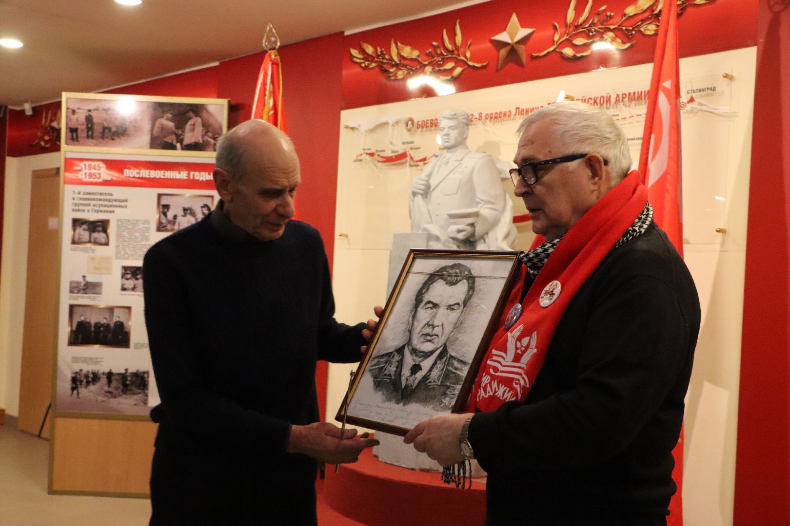 серебряные пруды, фонд мир ради жизни, маршал чуйков, дом-музей чуйкова, портрет василия ивановича чуйкова, сын чуйкова,