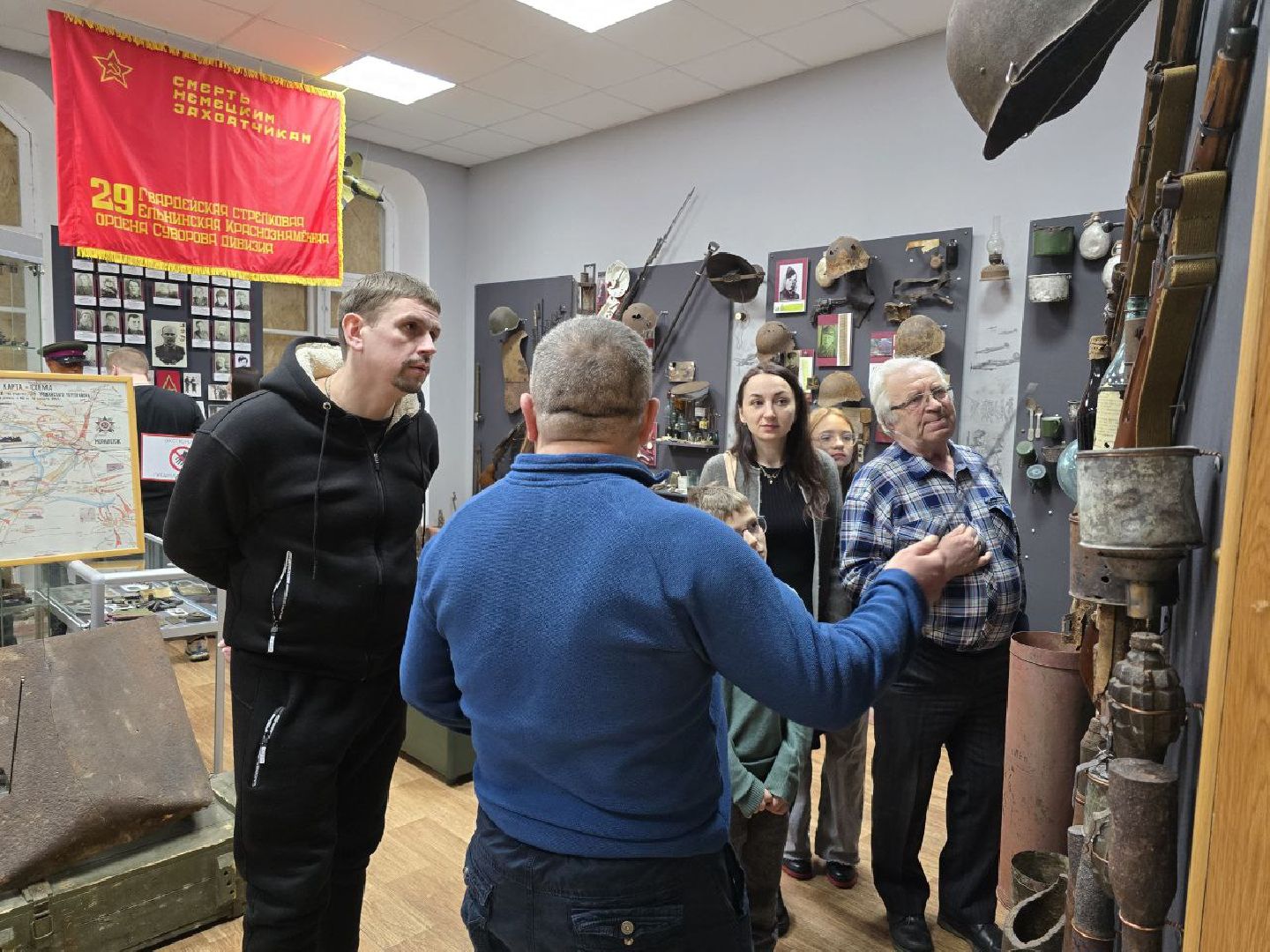 можайск, можайский муниципальный округ, подмосковье, выставка, время выбрало нас, спецоперация, сво, день защитника отечества, вертикалки,