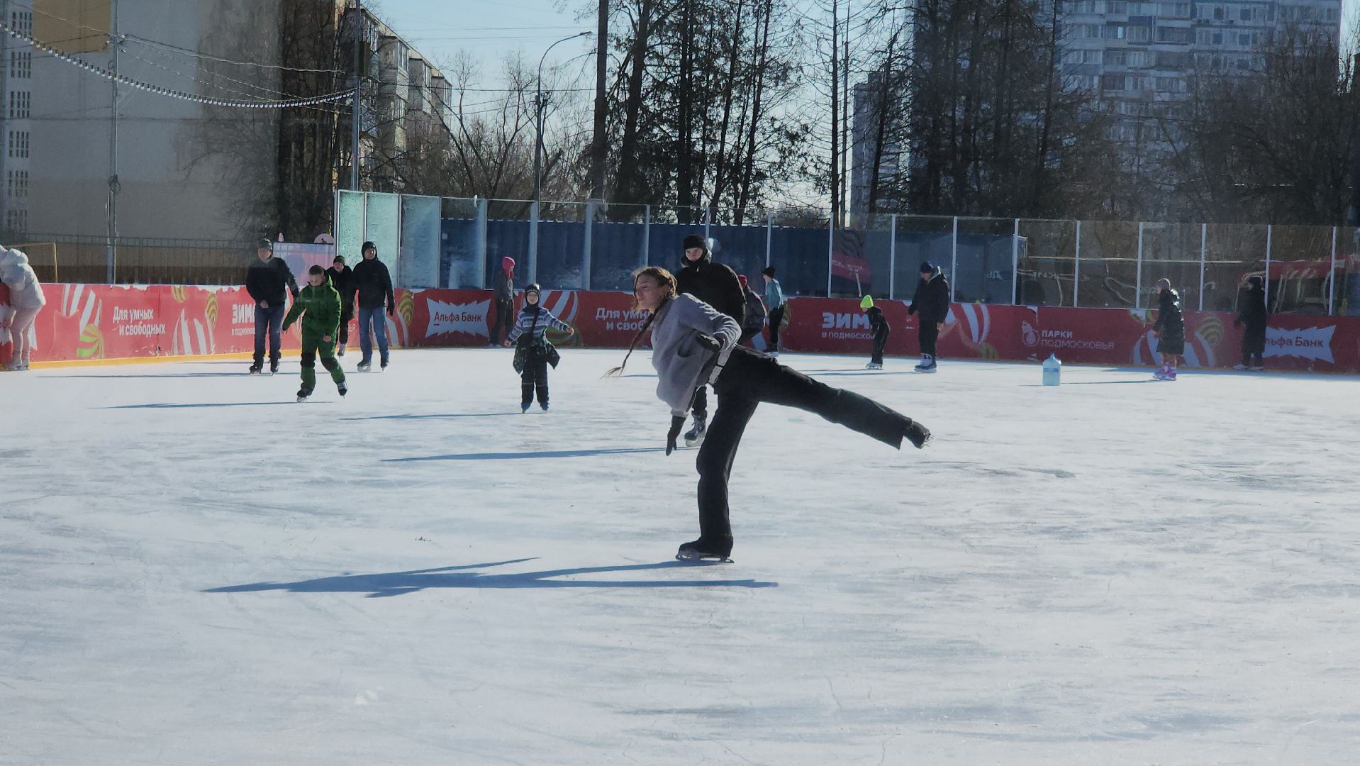 серпухов, подмосковье, каток, зима в подмосковье, вертикалка,