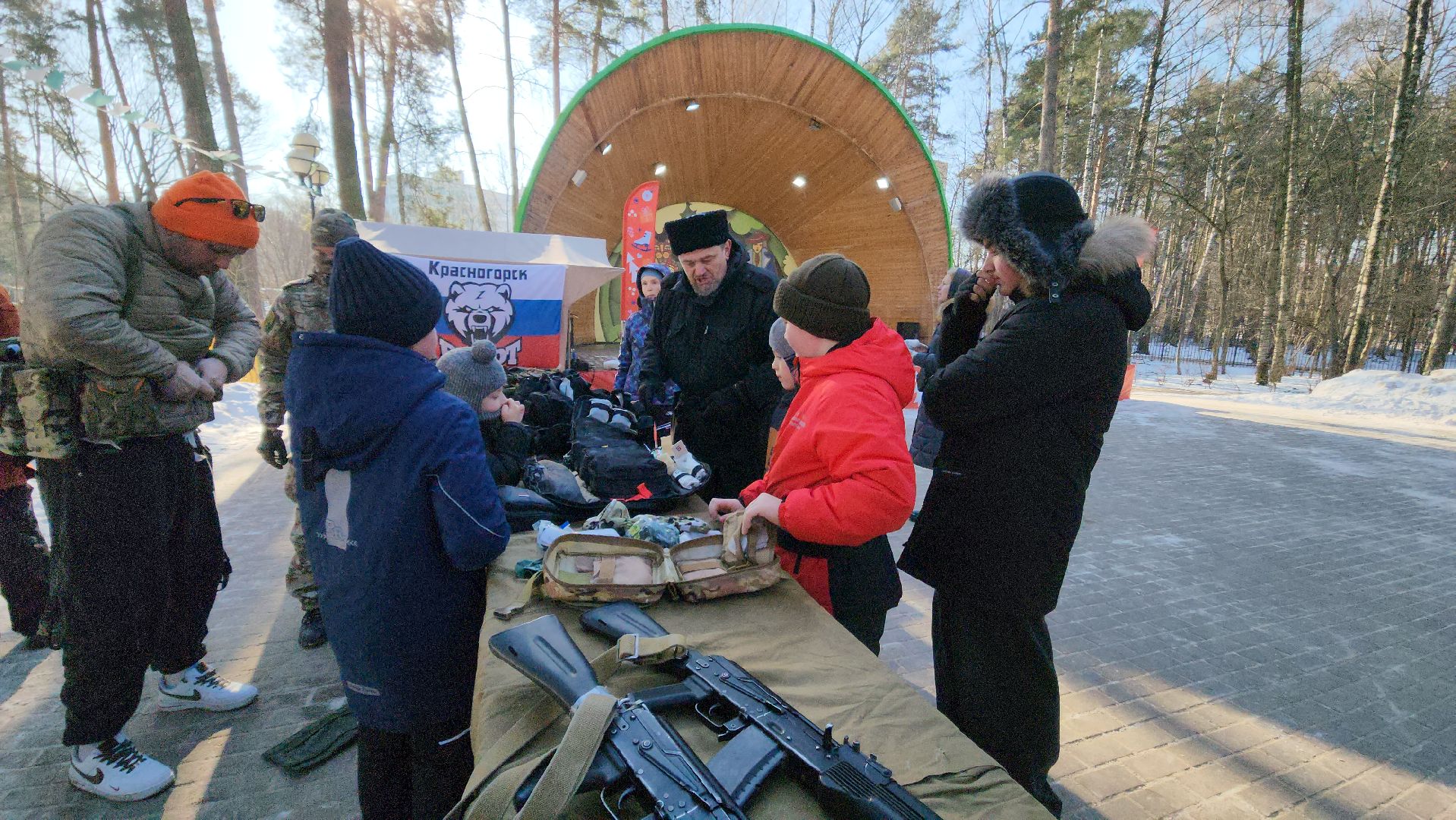 вертикалки, 23 февраля, начальная военная подготовка, мастер-класс, детский городок сказочный,