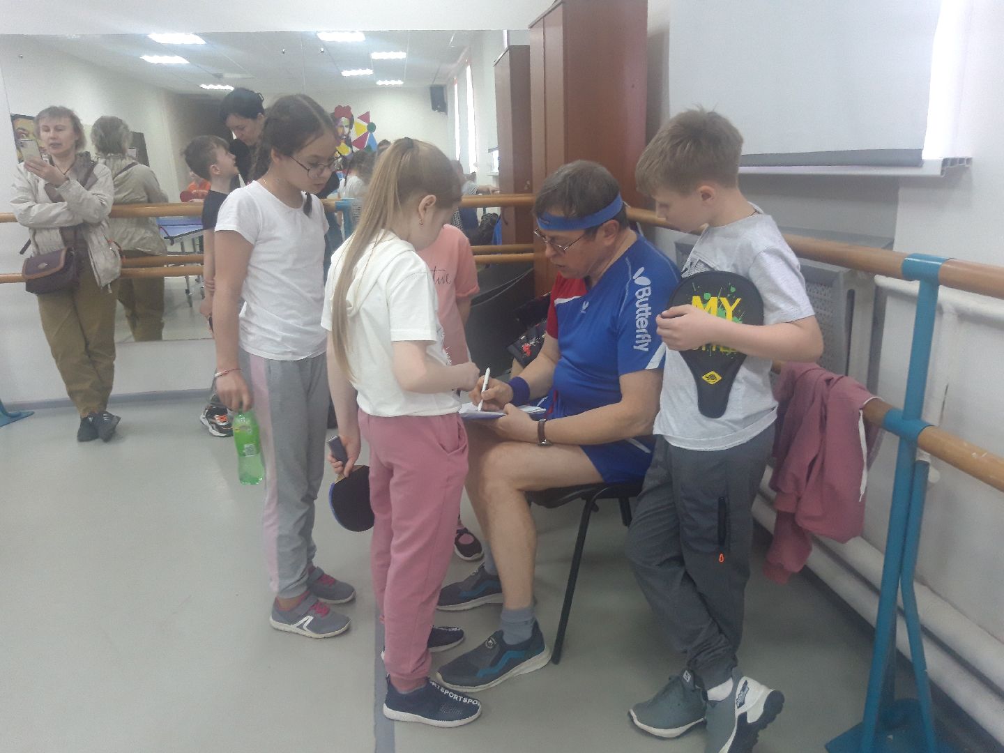 Дети, детский спорт, настольный теннис