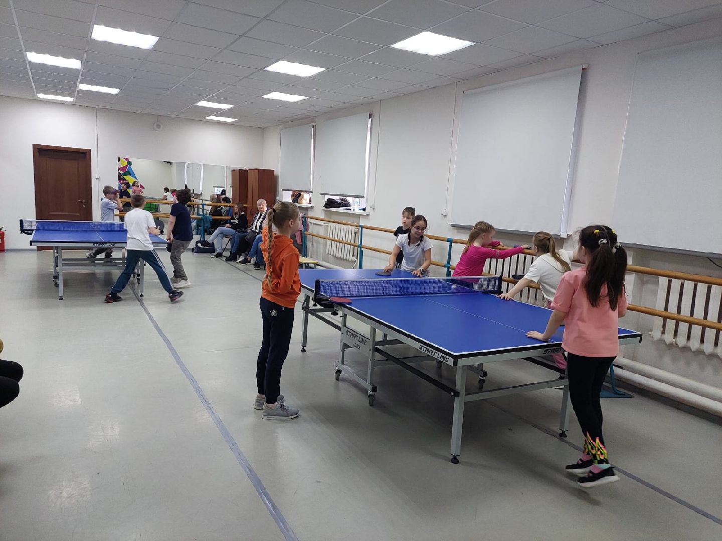 Дети, детский спорт, настольный теннис