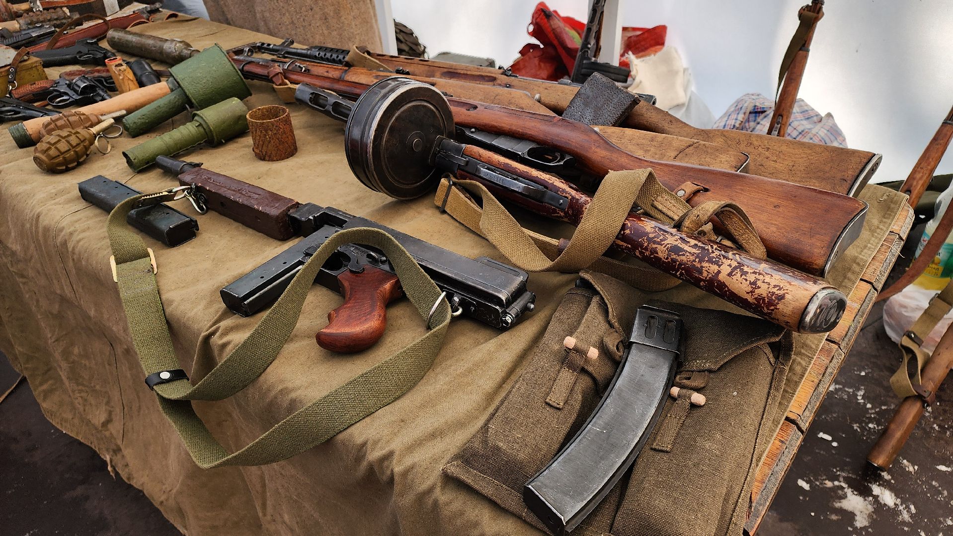 кашира, парк, день защитника отечества, великая отечественная война, музей, вертикальное, оружие, вертикалки,