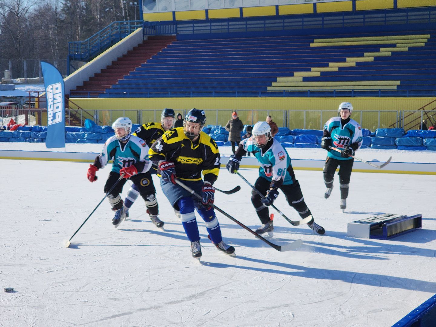 вертикалки, зоркий, хоккей, 23 февраля,