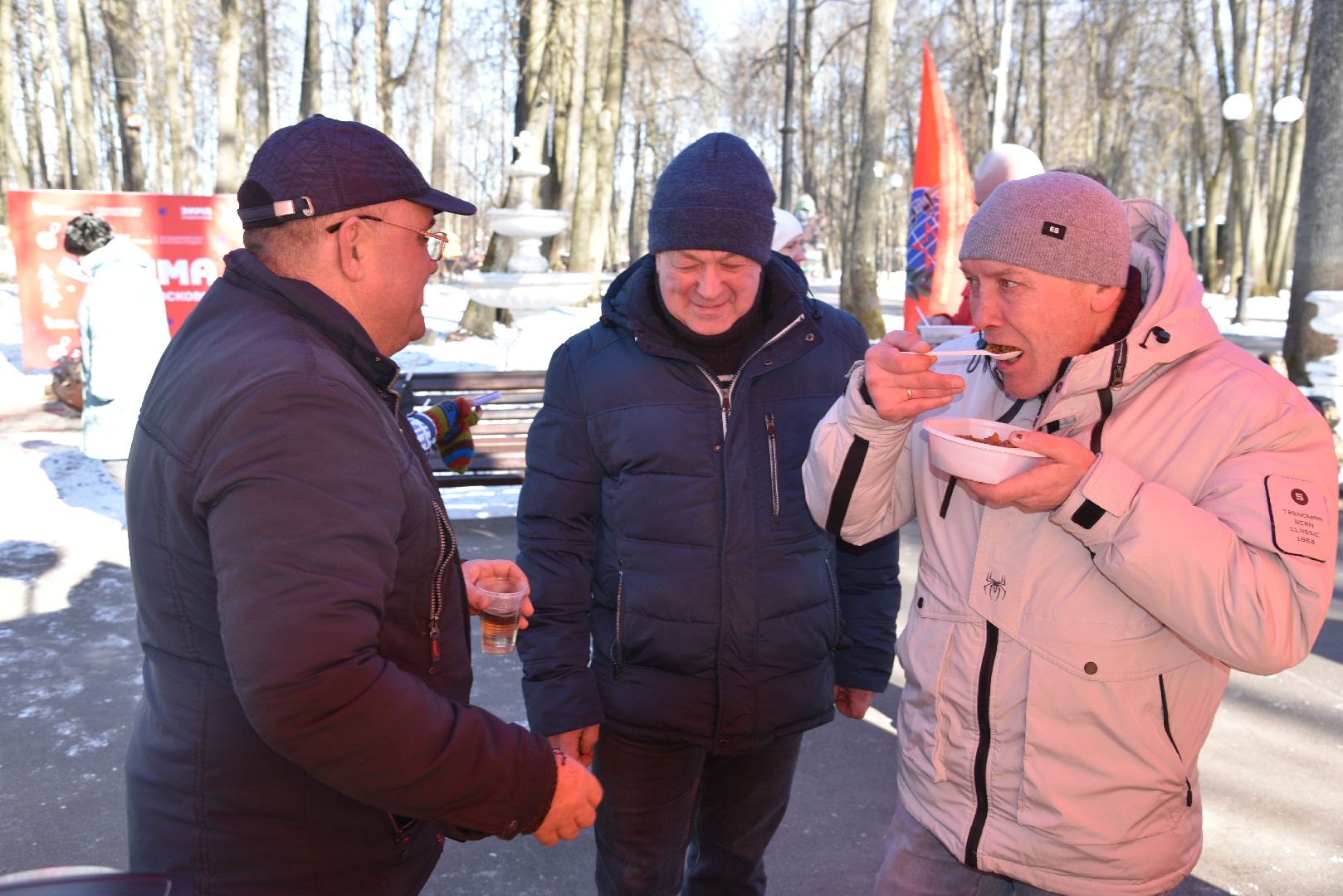 лотошино, лотошинский парк, день защитника отечества, солдатская каша,