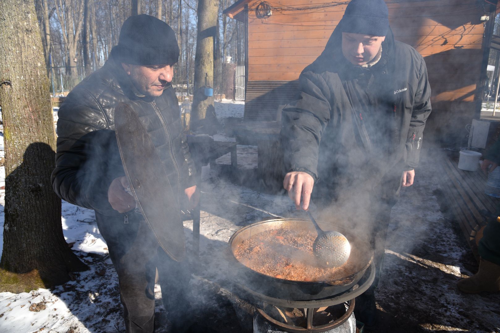 лотошино, лотошинский парк, день защитника отечества, солдатская каша,
