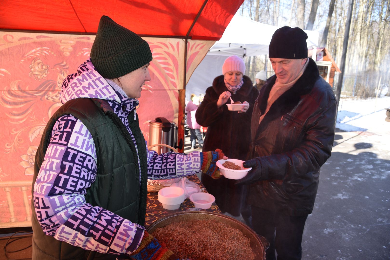 лотошино, лотошинский парк, день защитника отечества, солдатская каша,