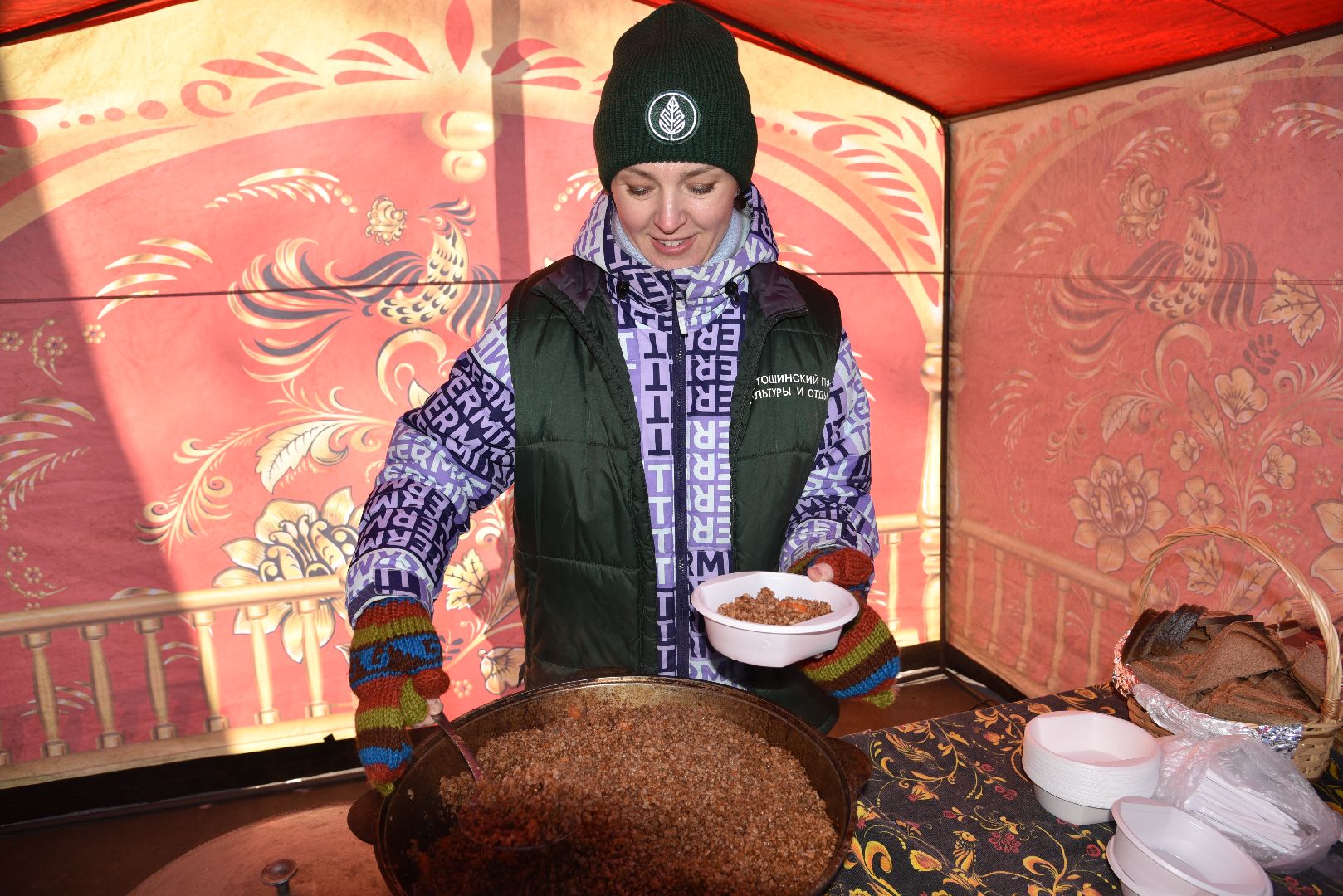 лотошино, лотошинский парк, день защитника отечества, солдатская каша,