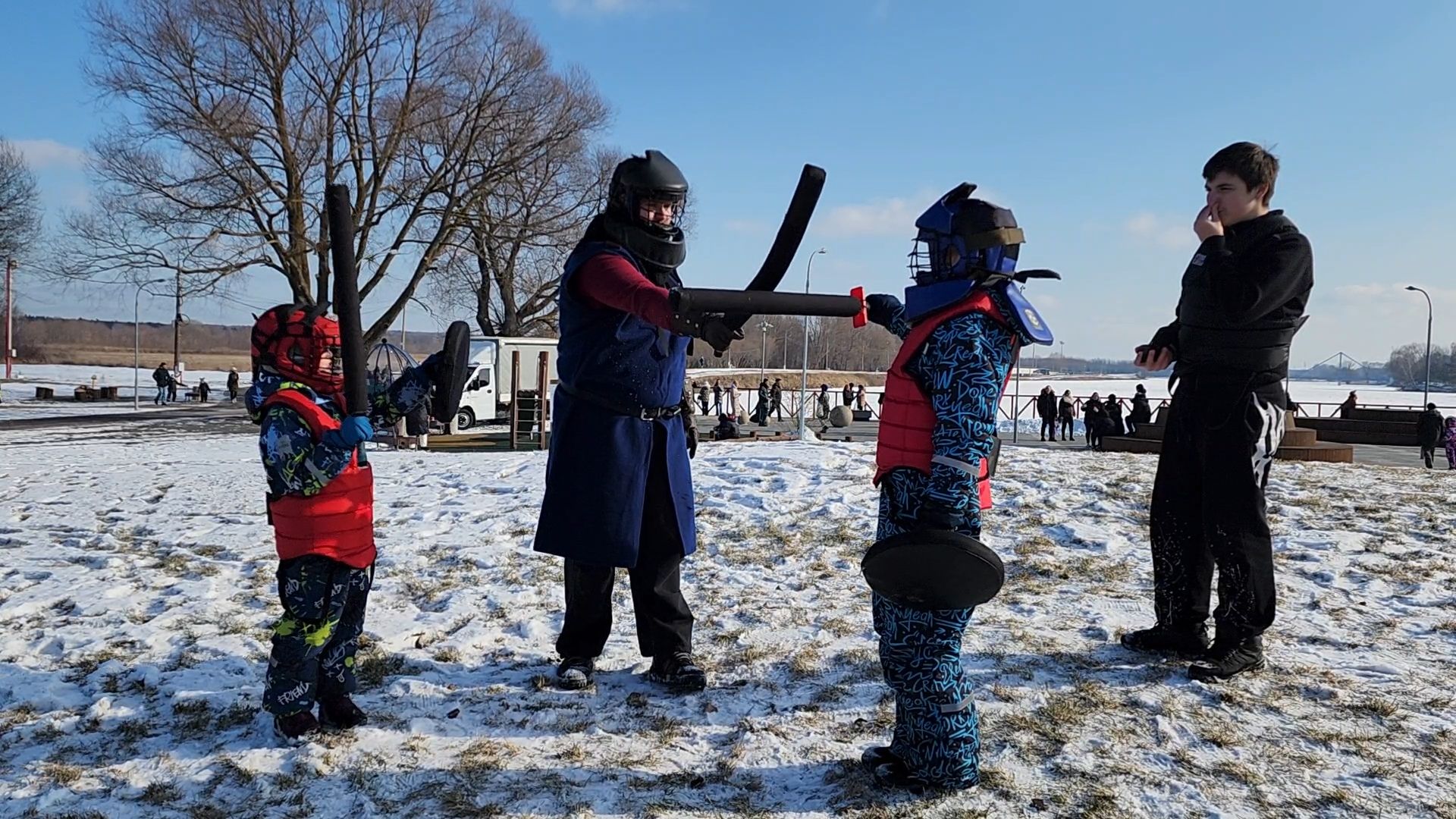 вертикалки, Бронницы, 23 февраля, Разрешите поздравить, парк бронницкий луг,
