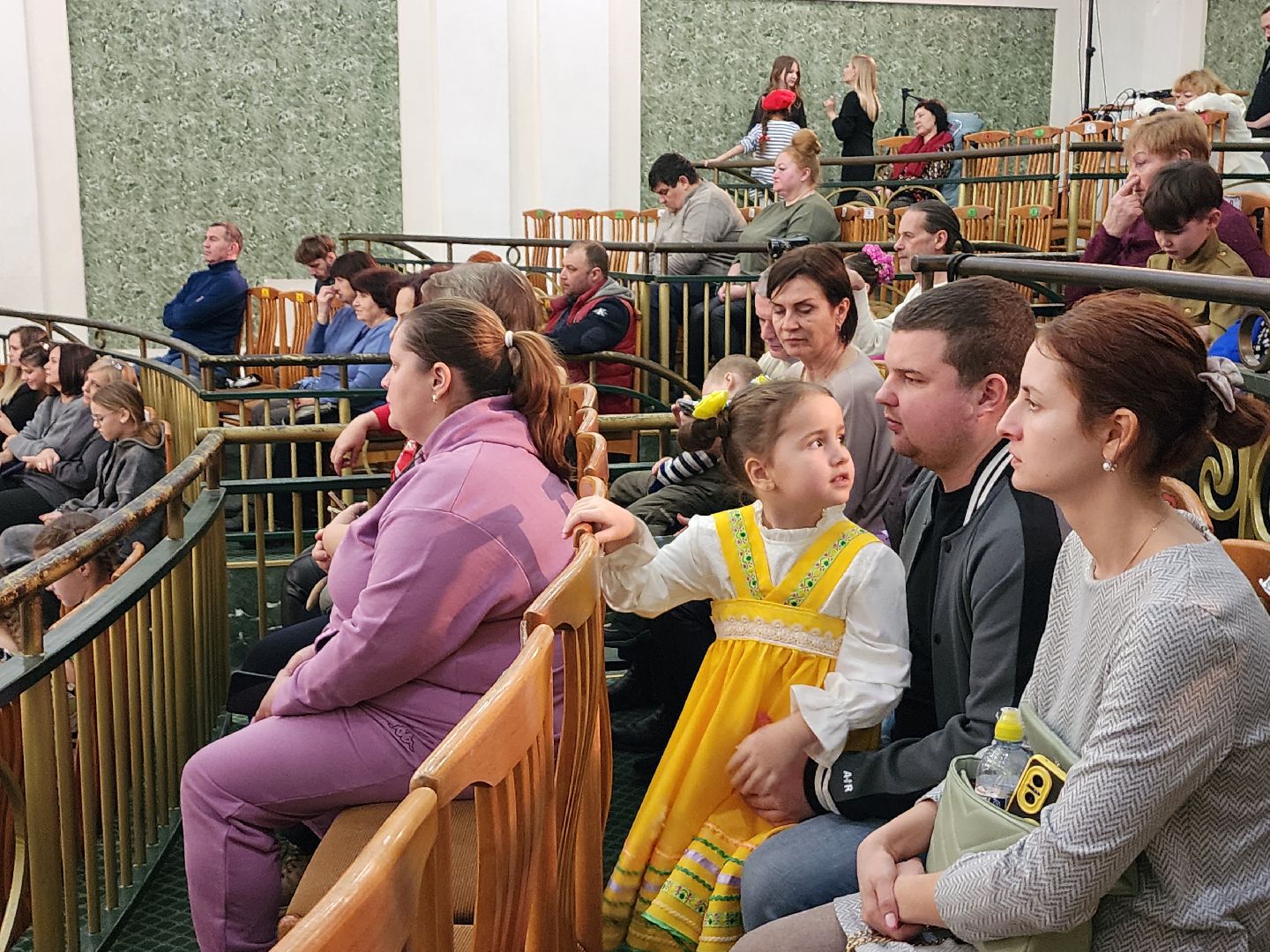 серпухов, дт центральный, 23 февраля, концерт в честь дня защитника отечества, парк имени олега степанова, вертикалки,