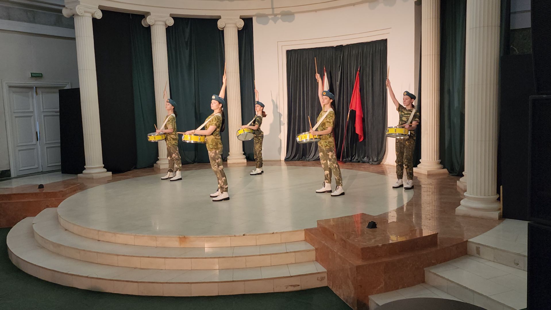 серпухов, дт центральный, 23 февраля, концерт в честь дня защитника отечества, парк имени олега степанова, вертикалки,