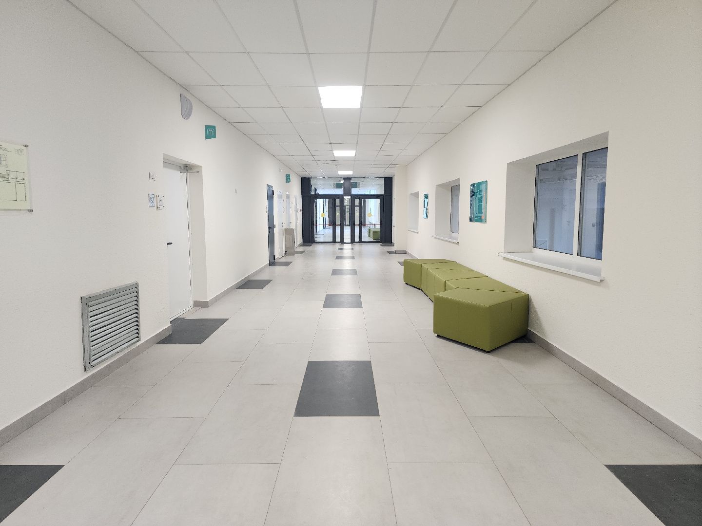 мытищи, Новый корпус школы, вертикалки,