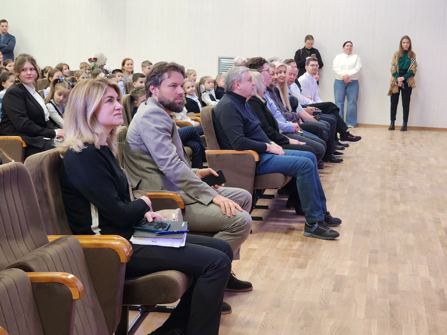 мытищи, Новый корпус школы, вертикалки,