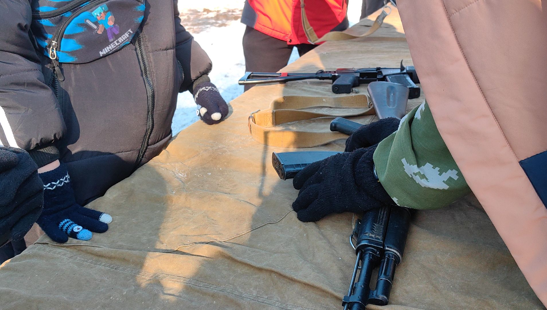 автомат калашникова, сборка-разборка, пистолет Макарова, мастер-класс, вертикалки,