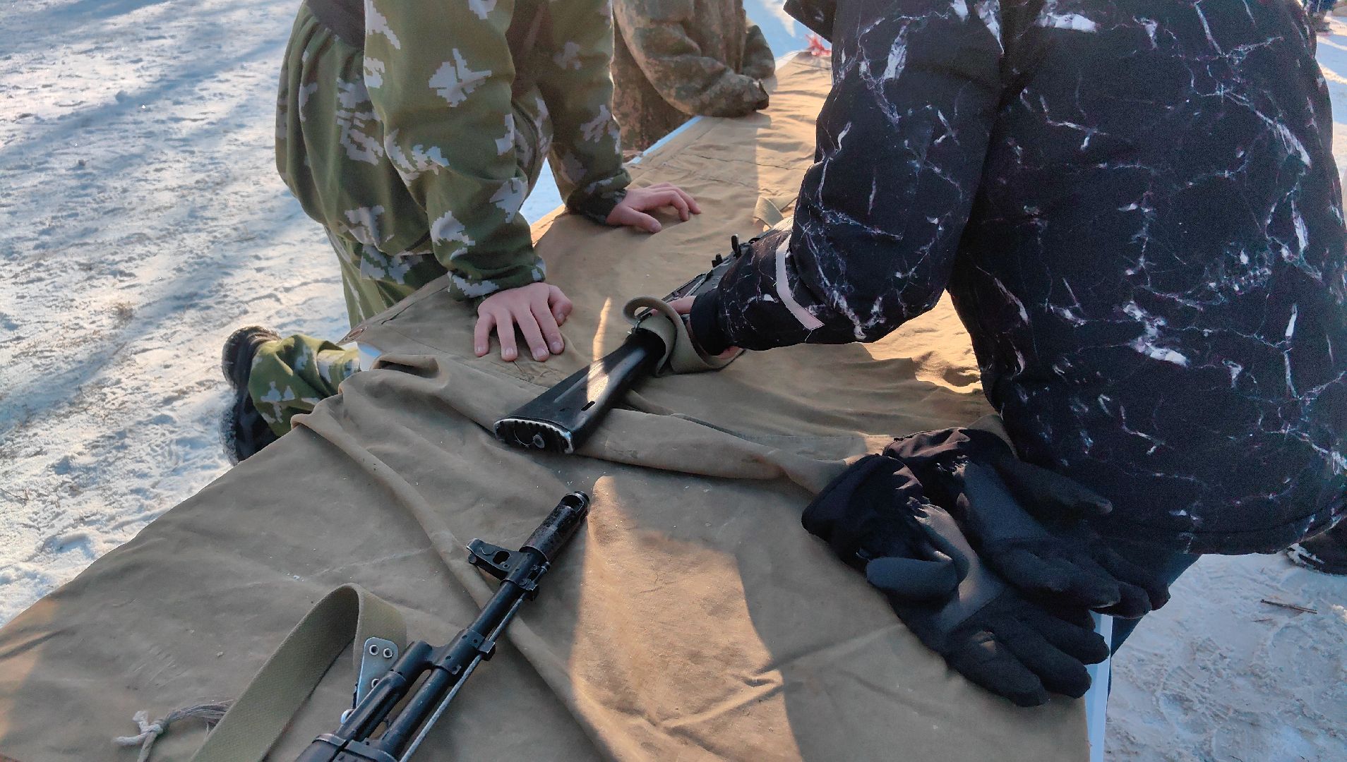 автомат калашникова, сборка-разборка, пистолет Макарова, мастер-класс, вертикалки,