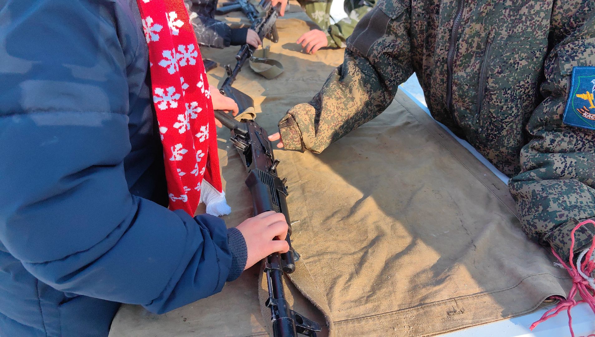 автомат калашникова, сборка-разборка, пистолет Макарова, мастер-класс, вертикалки,