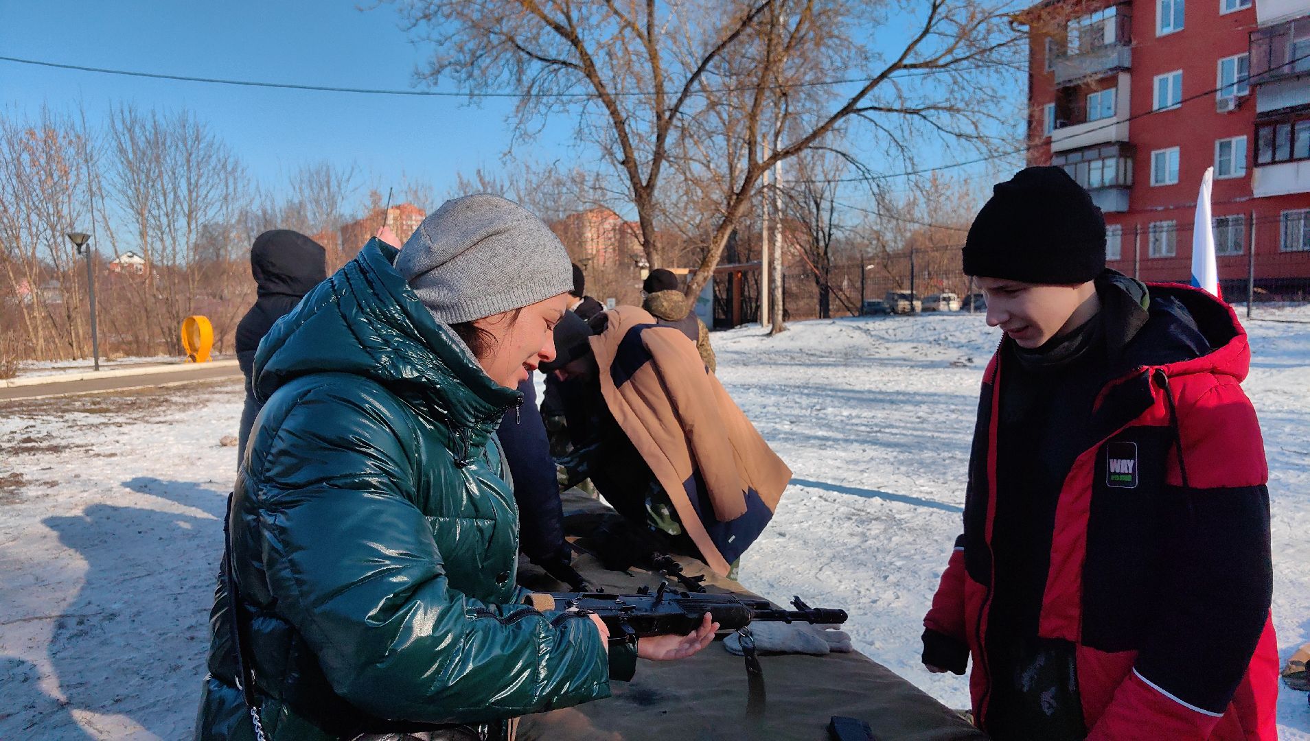 автомат калашникова, сборка-разборка, пистолет Макарова, мастер-класс, вертикалки,